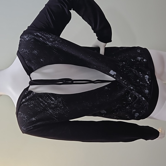 ANAMA Open back Graphic long sleeve tee - Picture 3 of 8